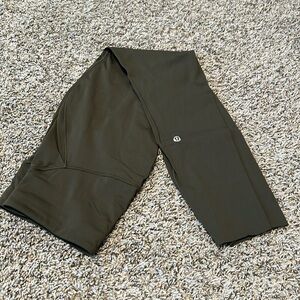 Lululemon Base Pace High-Rise Tight 25"